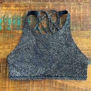 LIKE NEW Free to Be Bra *Wild High Neck